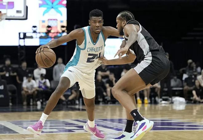 Doinb连续十五场比赛得分超过出色发挥，西班牙队不断突破！-九游娱乐